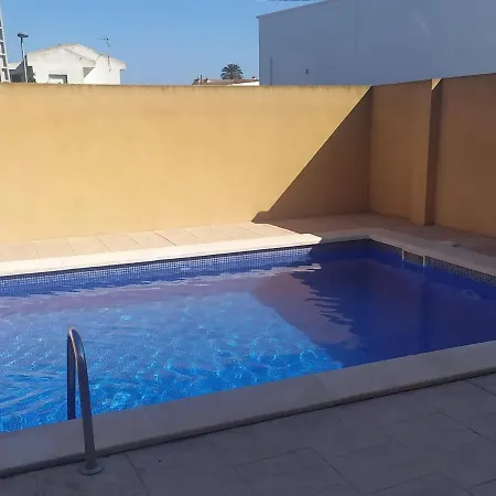 Deltafamily ¡ Barbacoa,piscina, Wifi Chromecast !! Apartment *