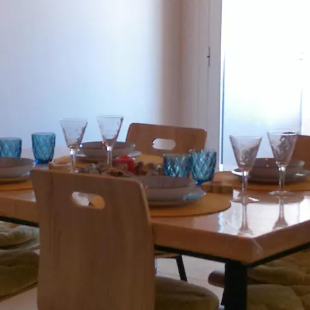 Deltafamily ¡ Barbacoa,piscina, Wifi Chromecast !! Apartment *